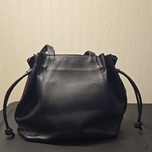 Elegant Black Leather Women's Bag